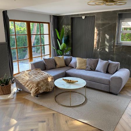Serenity Prague Villa With Garden Jacuzzi Exterior photo