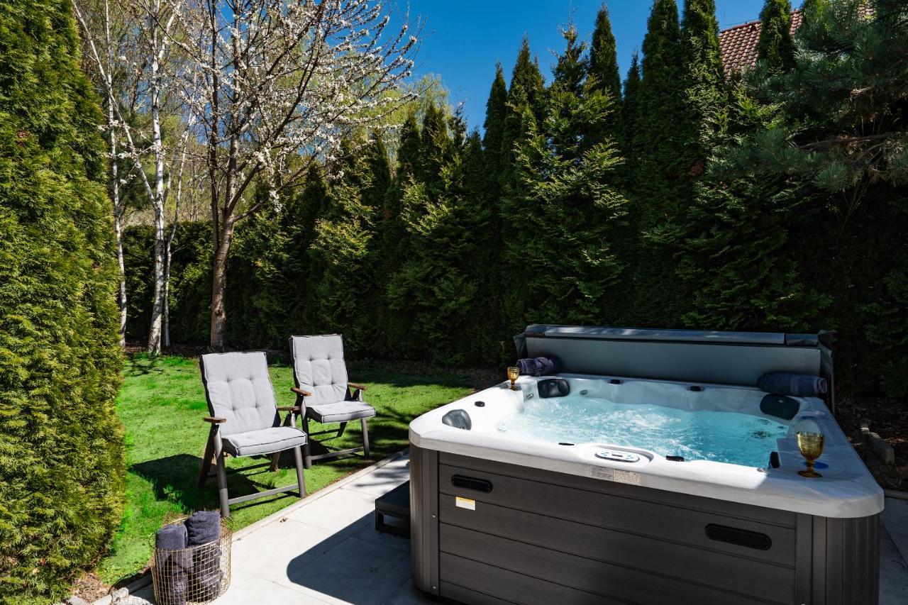 Serenity Prague Villa With Garden Jacuzzi Exterior photo