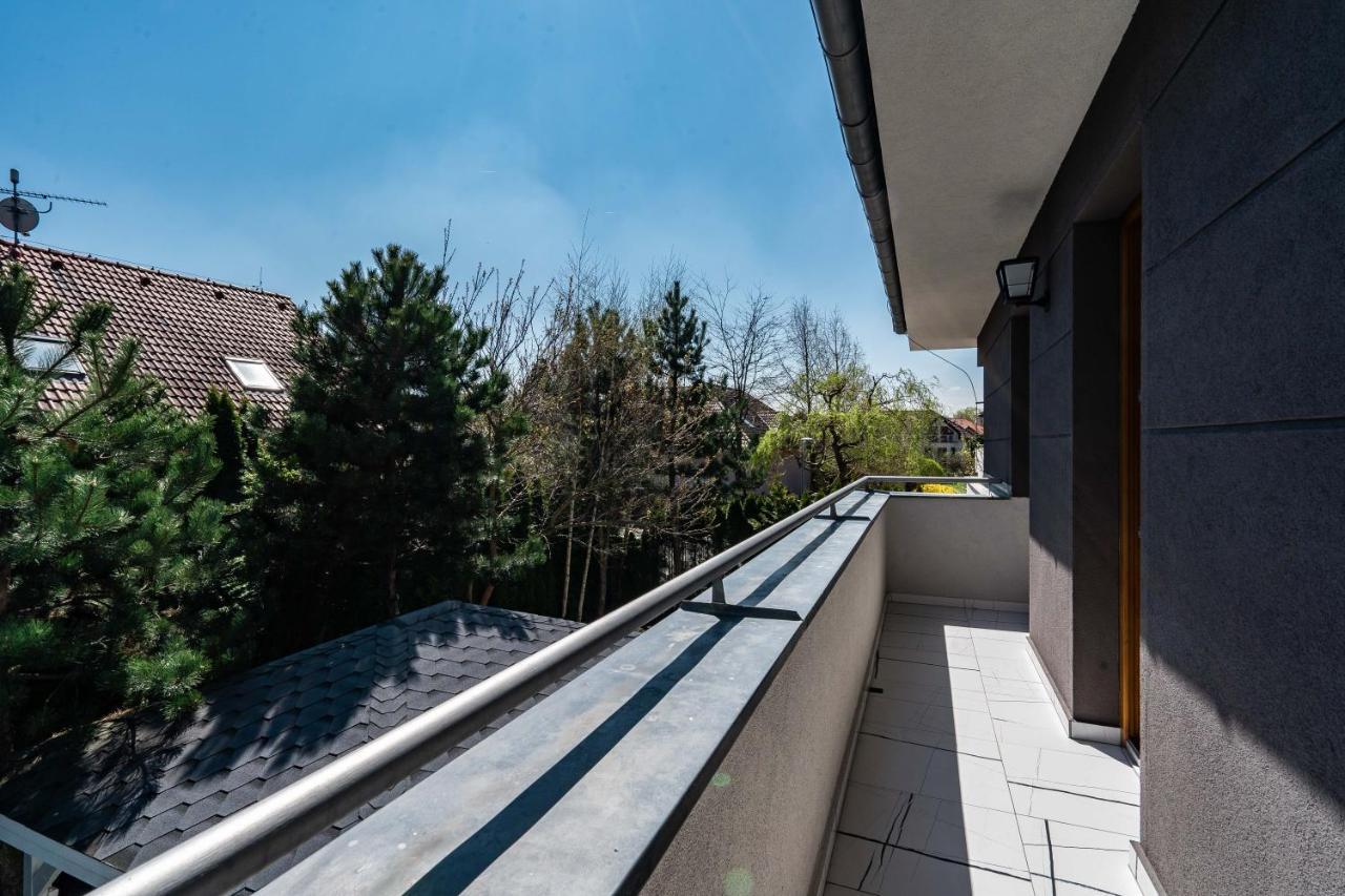 Serenity Prague Villa With Garden Jacuzzi Exterior photo