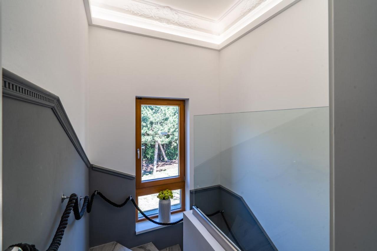 Serenity Prague Villa With Garden Jacuzzi Exterior photo