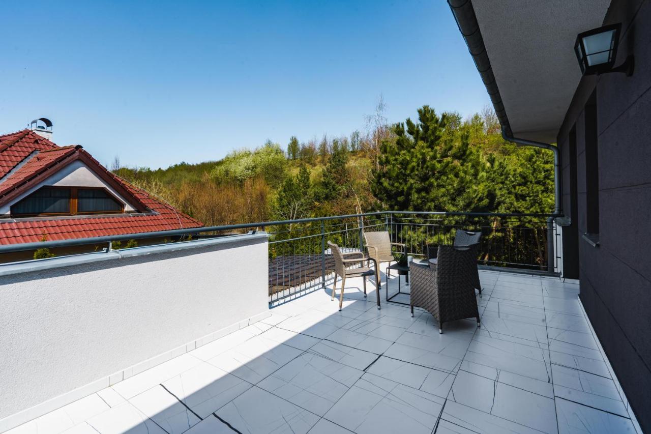Serenity Prague Villa With Garden Jacuzzi Exterior photo